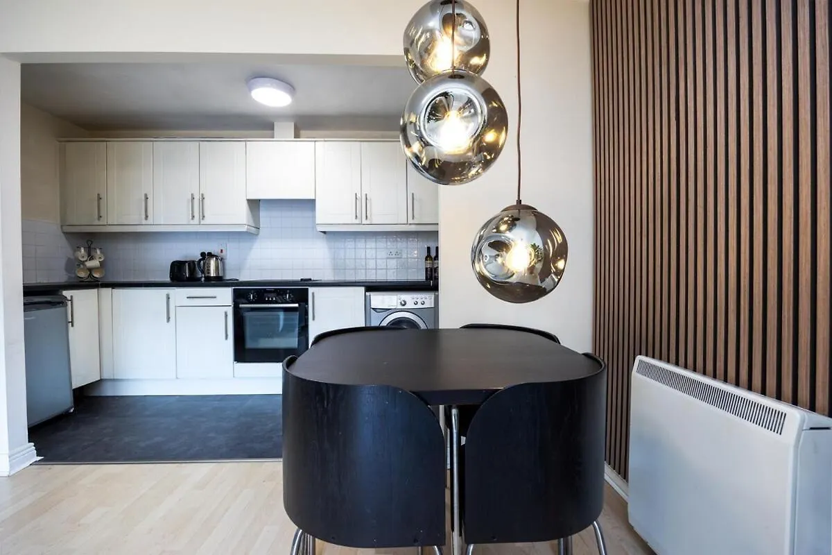 דבלין Scandinavian-Inspired 2Bed Near River Liffey 0*,  אירלנד
