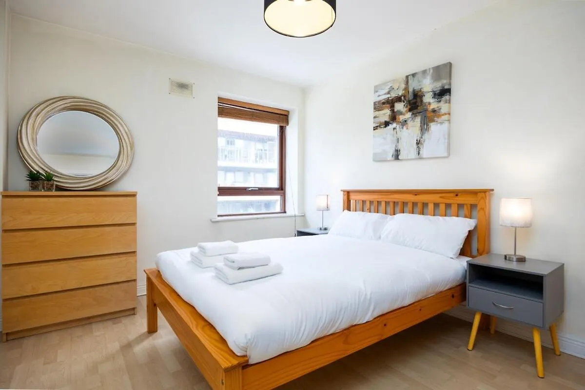 Scandinavian-Inspired 2Bed Near River Liffey Dublin